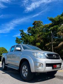 Toyota Hilux G in Telok Panglima Garang, SGR
