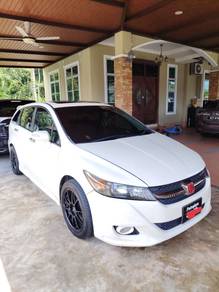 Honda Stream i-VTEC RSZ in Batu Pahat, JHR