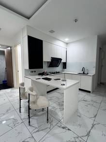 Condominium For Rent in Quay West Residence