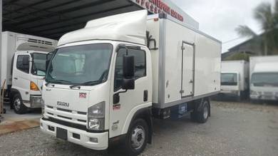 2016 Isuzu NPR71UKH Freezer Box 16' (1 LHS Door)