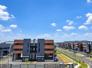 Warehouse / Factory For Rent in Puncak Alam,SGR