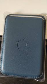 Leather wallet 