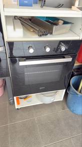 built in oven (70L) + free gift