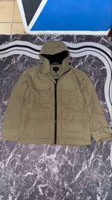 H&M 4 Pockets Windproof Nylon Jacket