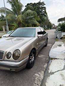 Mercedes Benz E280 280 ELEGANCE (CKD) in Johor Bahru, JHR