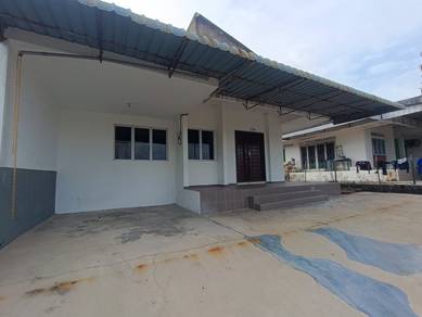 Semi-Detached House For Sale in Ayer Keroh,MLK