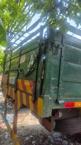 nissan diesel