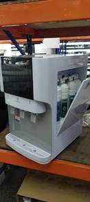 UV Sterilization Dispenser . . Xk.19