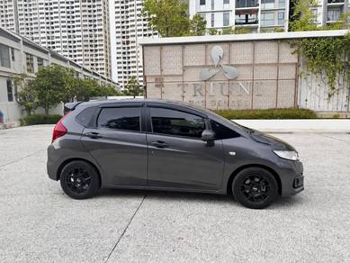 Honda Jazz E in Sungai Nibong, PNG