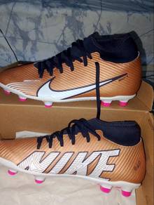 nike mecurial