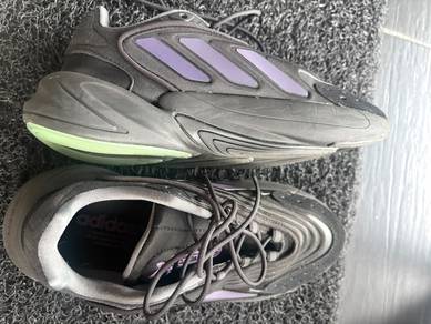 Adidas Ozelia