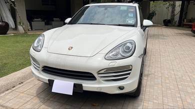 Porsche Cayenne in Bukit Jelutong, SGR