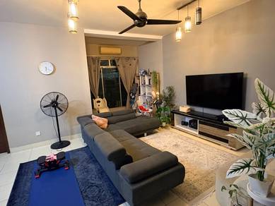 Condominium For Sale in Villa Park