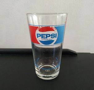 COLLECTIBLE VINTAGE 1970s PEPSI COLA DRINKING GLAS