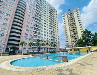 Condominium For Sale in Juta Mines
