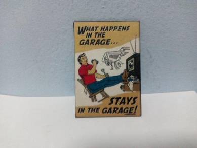 Vintage Magnetic Sticker Garage Home