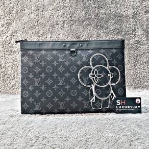 Louis Vuitton Apollo Monogram Clutch