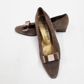 Yves Saint Laurent Brown Velvet Pumps
