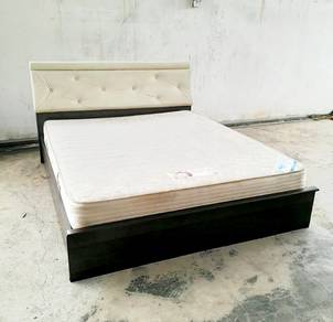 Katil Queen size 