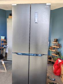 Peti Sejuk Inverter 4 pintu side by side 