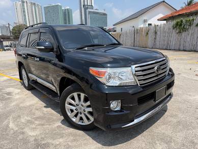 Toyota Land Cruiser ZX in Johor Bahru, JHR