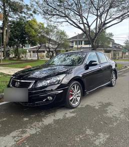 Honda Accord VTi-L in Kuching, SWK