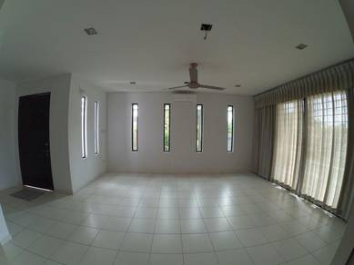 Bungalow House For Sale in Kuching,SWK
