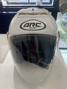 Helmet Arc Ritz
