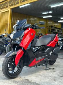 Yamaha XMAX
