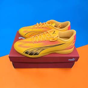 Puma Ultra Play IT Futsal Boots (UK8 / EU42)