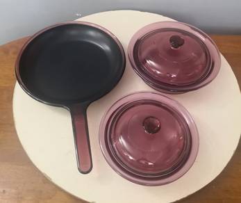 Vision corning USA cranberry cookware