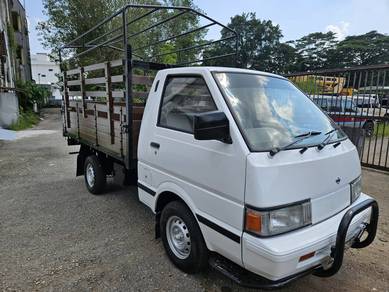 Lori Nissan C22 Pick Up Kargo Kayu Vanette Hino