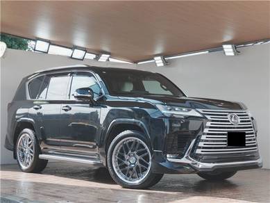 Lexus LX 600  in Cyberjaya, SGR