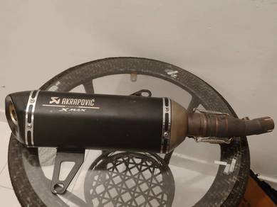 Eksos AKRAPOVIC XMAX 