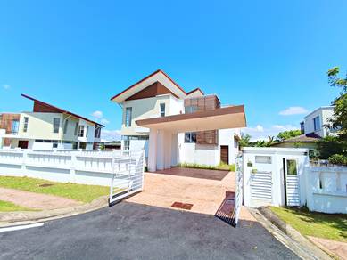 Bungalow House For Sale in Bandar Baru Enstek,NSN