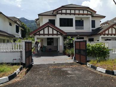 Semi-Detached House For Sale in Balik Pulau,PNG