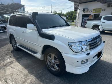 Toyota Land Cruiser VX in Kota Kinabalu, SBH