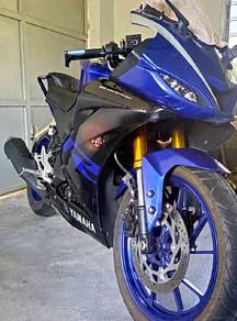 Yamaha R15