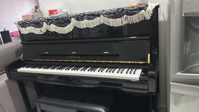 Yamaha Piano