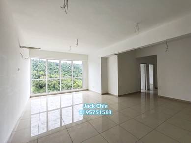 Condominium  in Emerald Residence