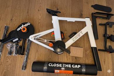 Zwift Ride Wahoo KICKR Core 2 Trainer Indoor Bike