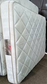 Queen Size Tebal 12inci Spring Mattress 
