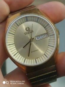 Vintage Titus automatic watch