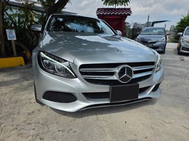 Mercedes Benz C200 200 AVANTGARDE (CBU) in Seri Kembangan, SGR