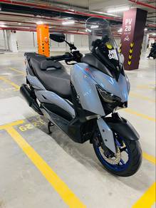 Yamaha XMAX