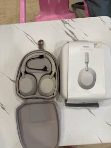 SONY WH-1000Xm5