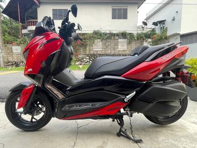 Yamaha XMAX