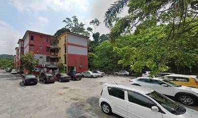 Room in Selayang, SGR