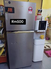 Nak jual sebab pindah kedai