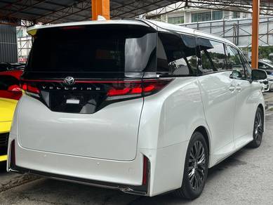 Toyota Vellfire Z PREMIER in Old Klang Road, KUL